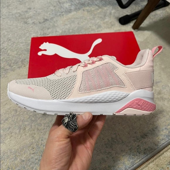 NIB Junior Size 6.5C Puma Anzarun Knit JR Softfoam Sneakers In Rosewater-Peony - Picture 2 of 12